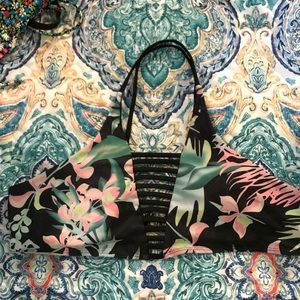 Bikini 👙 Top & Bottom Set!